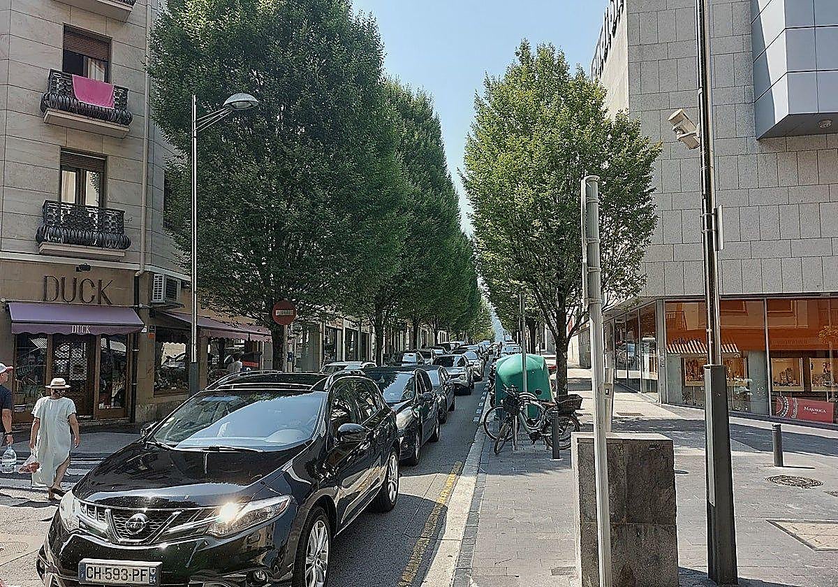 El acuerdo entre Tráfico e Irun para la operación retorno: control de desvíos desde Gurutze para evitar el tráfico de paso dentro de la localidad