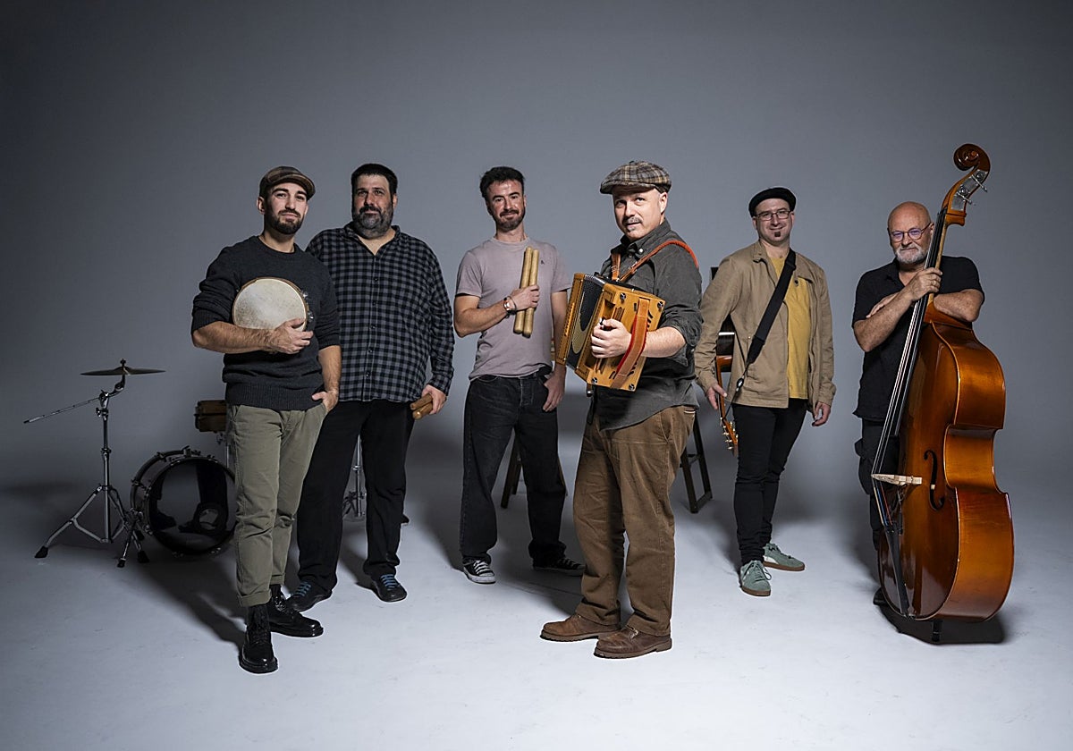 El Bidasoa Folk se despide con nuevas propuestas de música de raíz y trikitixa