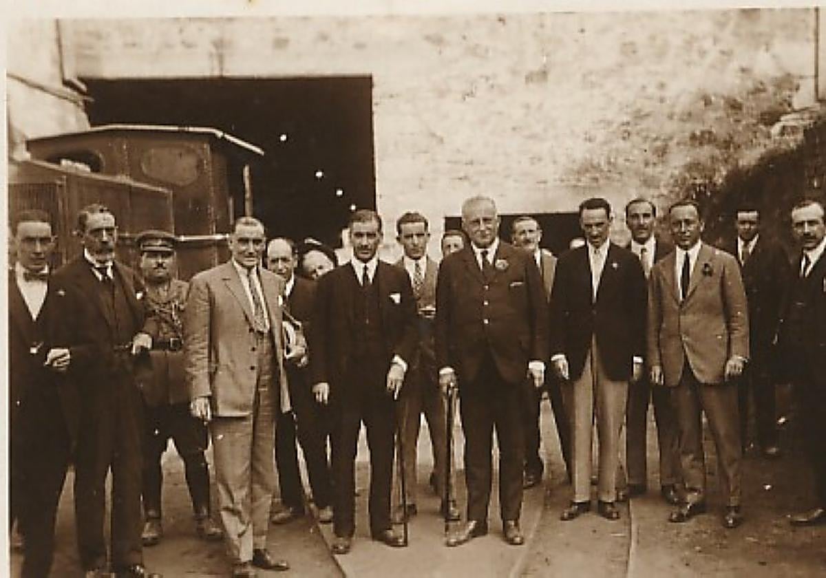 Cuando Franco y Primo de Rivera visitaron en Mondragón