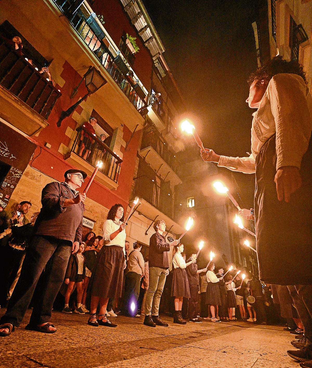 Donostia apaga hoy todas sus luces y enciende las velas