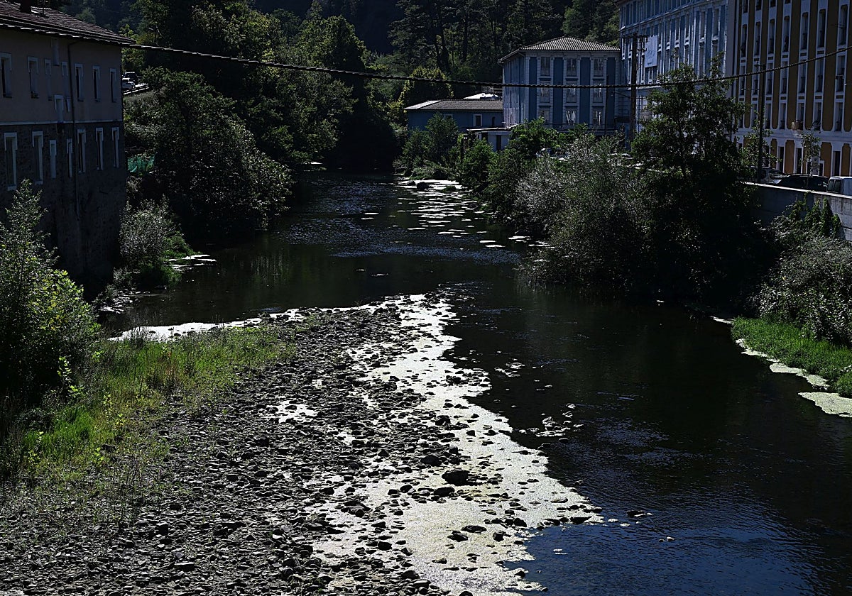 El caudal del río Deba, en mínimos históricos