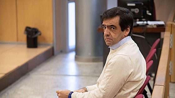 La Audiencia de Gipuzkoa confirma que Iñaki Badiola difundió tuits calumniosos e injuriosos contra jueces, periodistas y políticos
