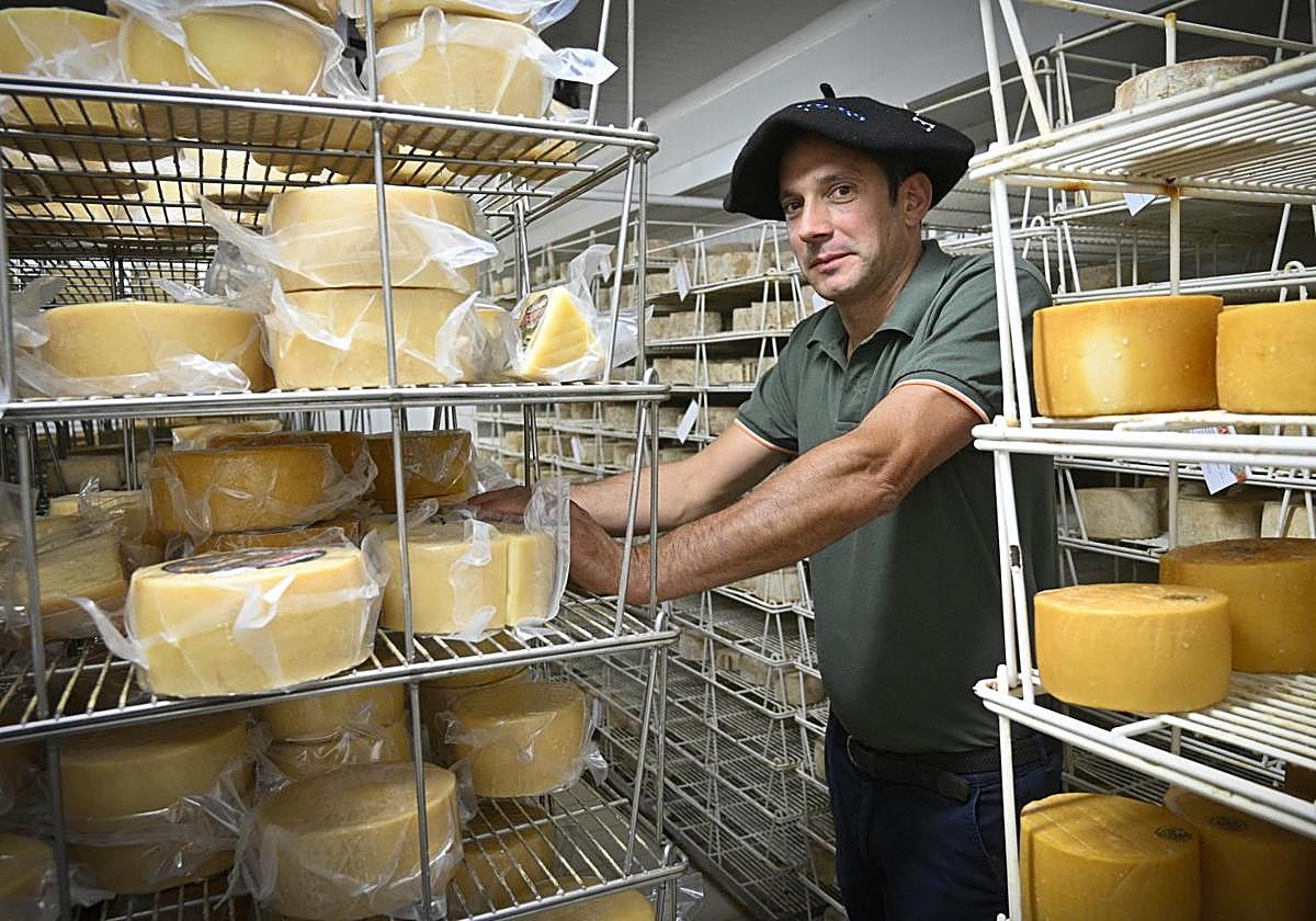 De trabajar en la Michelín a triunfar con el queso en Ordizia
