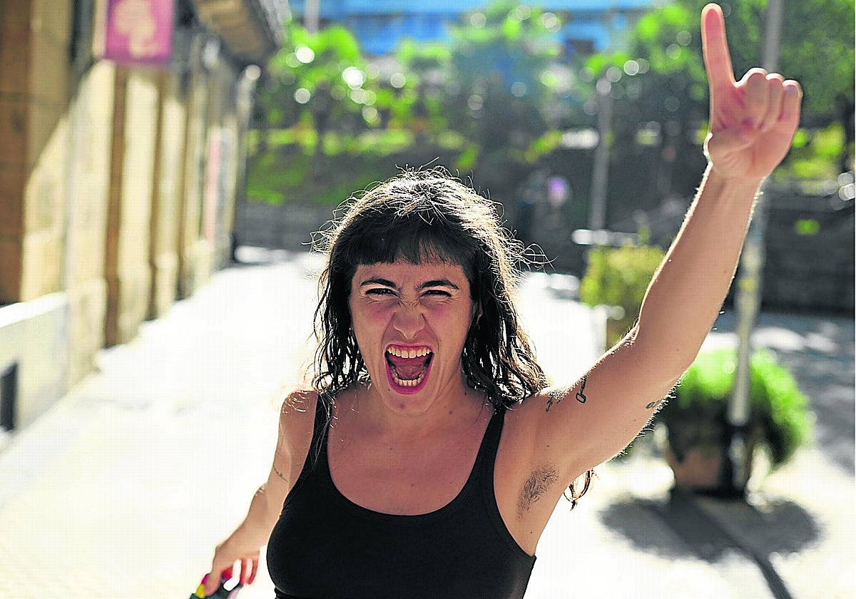 Brava (Sara Delgado Lasa): «Uso el ghetto house y el grime para reivindicar cosas y mover el culo»