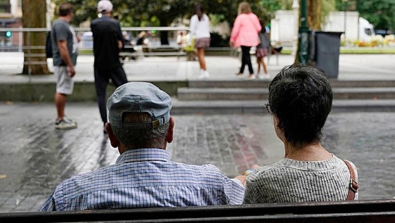 Dos nietos se quedan sin la herencia de su abuela en Gipuzkoa porque el testamento de 2003 no les da ahora derecho a cobrar