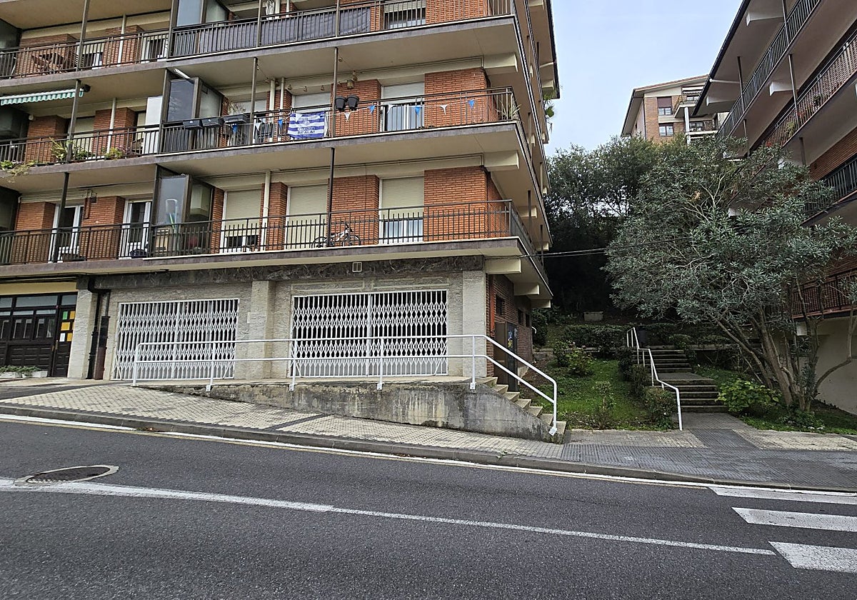 El Ayuntamiento de Donostia mejorará la accesibilidad de seis portales del grupo Gurutze Alde, en Aiete