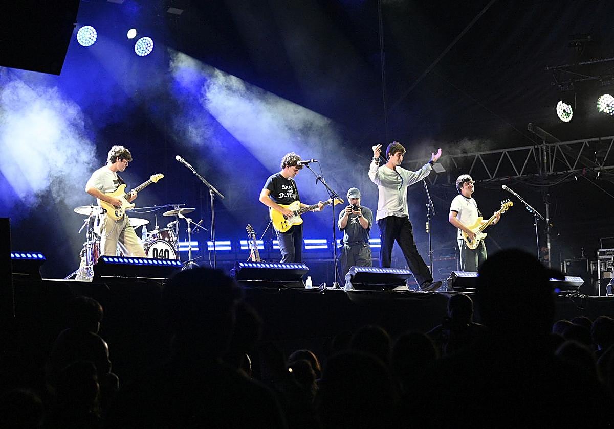 Sagüés canta junto a Malmö 040