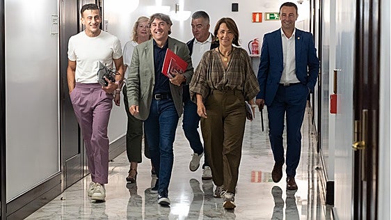 Andueza carga contra Esteban y Otegi por el nuevo estatus: «Están en un juego de niños por ver quién saca más la cabeza»