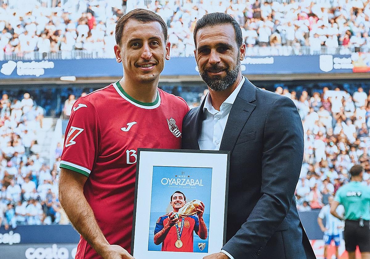 La Rosaleda homenajea a Mikel Oyarzabal