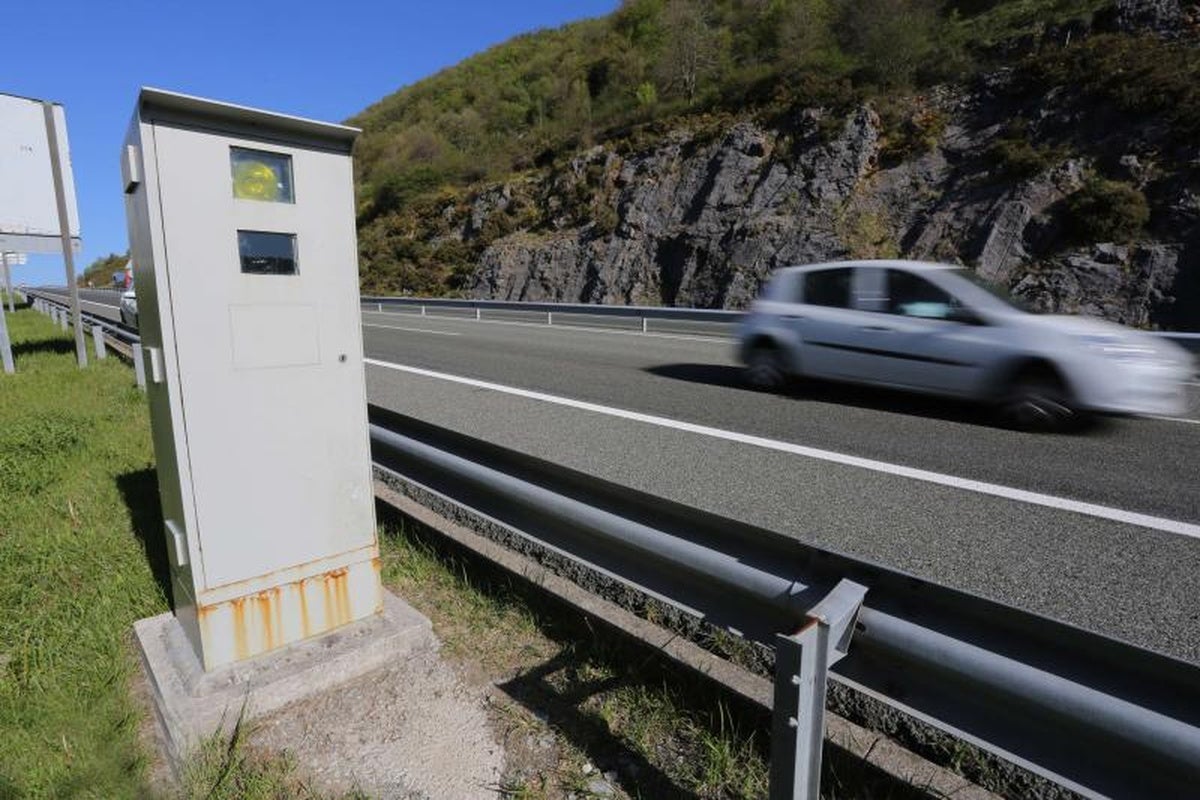 Casi 8 multas por hora en la A-15: El radar de Lekunberri vuelve a ser el tercero que más multa de España, según la DGT