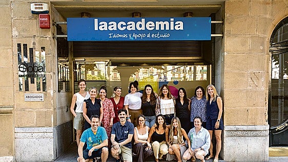 Laacademia: refuerzo escolar y oposiciones de Educación, Ertzaintza y Hacienda
