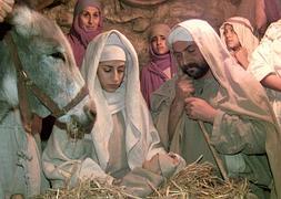 Vecinos de Nazaret representan una escena de la Natividad. / Archivo