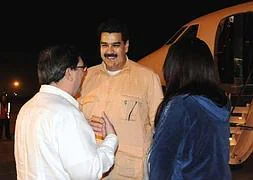 Nicolás Maduro, vicepresidente de Venezuela, junto al canciller cubano, Bruno Rodríguez. / Afp