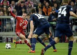 El Bayern sufre y después saca la apisonadora ante el United