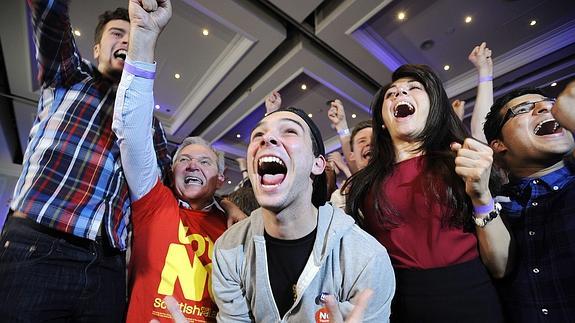 Partidarios del 'no' celebran el rechazo de Escocia a la independencia