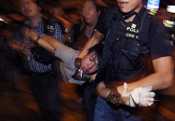 Ascienden a 116 los detenidos por las autoridades de Hong Kong durante el desalojo de Mong Kok