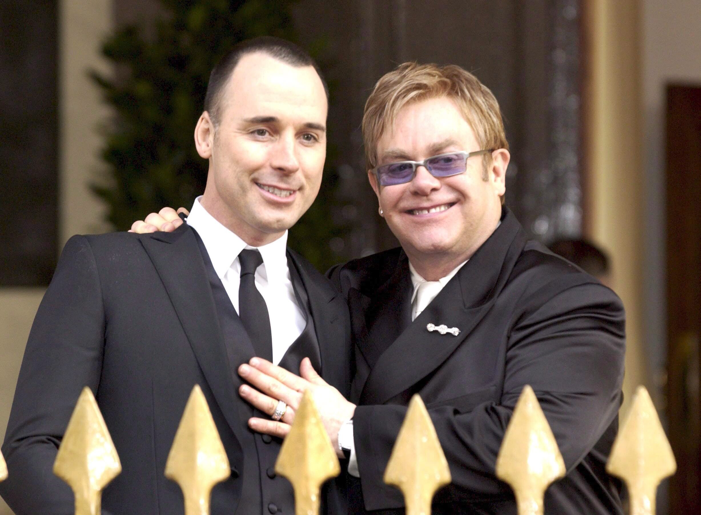 David Furnish y Elton John.