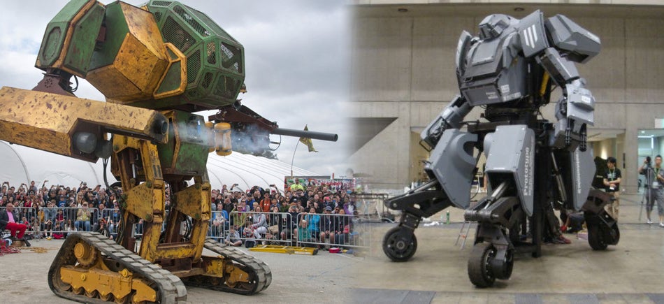 A la izquierda, el robot americano Mark II y, a la derecha, el japonés Kurata. 