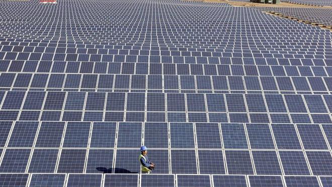 Planta solar fotovoltaica en Arnedo (La Rioja).