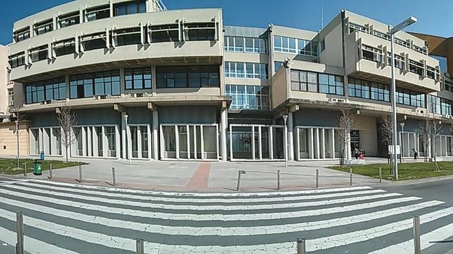 Edificio del rectorado de la UPV, en el campus de Leioa, que será rehabilitado con criterios de máxima eficiencia energética.