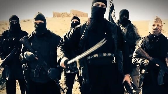 Miembros del Estado Islámico, en una captura de vídeo.