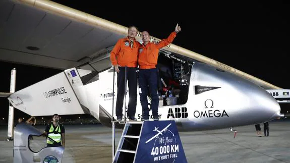 Bertrand Piccard y Andre Borshberg.