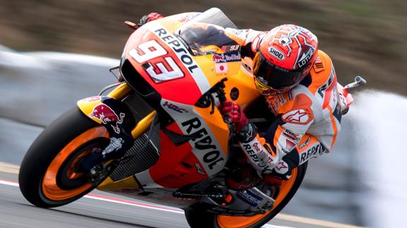 Marc Márquez, durante los entrenamientos sobre Brno. 