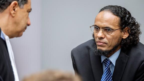 Al Mahdi en el juicio.