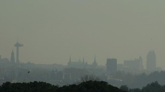 Madrid, envuelto por la contaminación. 