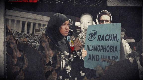 Manu Viqueira se coló en su propio vídeo. En el fotograma, sosteniendo la pancarta.