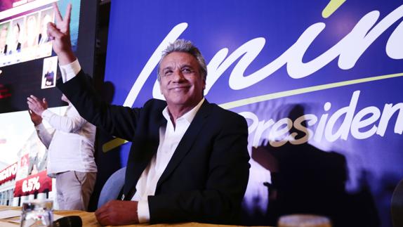 El candidato presidencial oficialista Lenín Moreno.