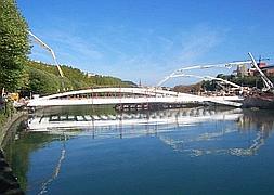 Las aceras del quinto puente tendrán un pavimento diseñado por Manu Muniategiandikoetxea