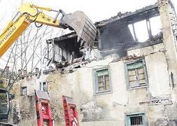 La demolición del caserío Munto entristece a Aiete