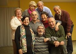 Veteranos, pero novatos en teatro