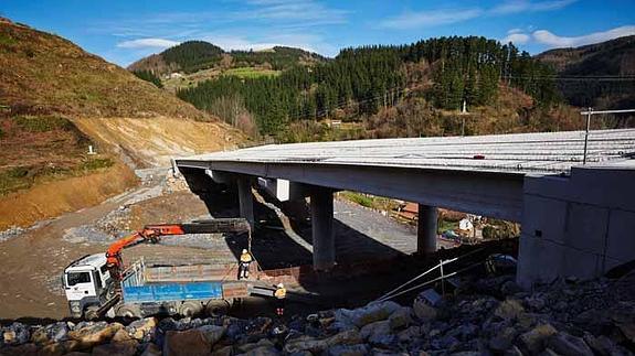 Obras en la autovía de Deskarga