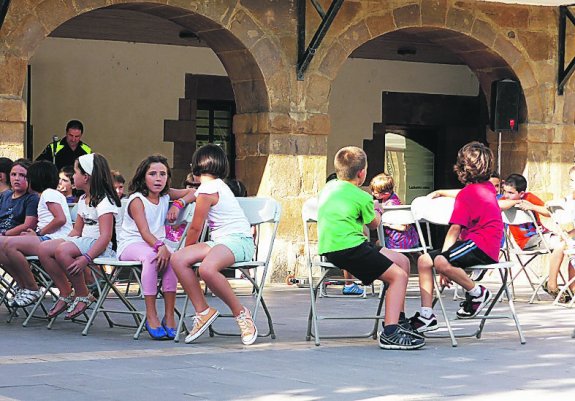 Los niños participaron en diferentes juegos. 