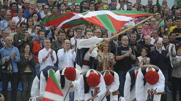 Los jeltzales han celebrado el alderdi eguna en las campas de Foronda.