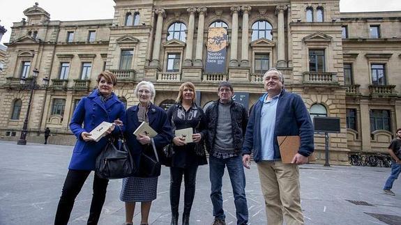 Pedro Mari Otañoren Argentinako eskuizkribuak denen esku Koldo Mitxelenan