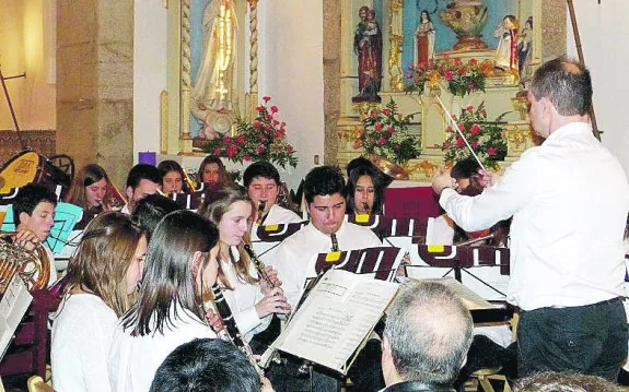 Lousada. La Banda durante su actuación en Portugal. 