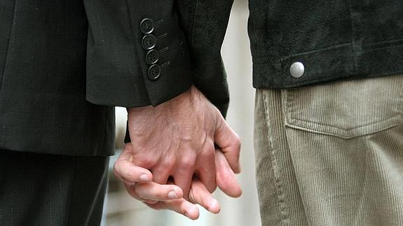 El pasado año se celebraron en Euskadi 40 uniones entre personas del mismo sexo. 