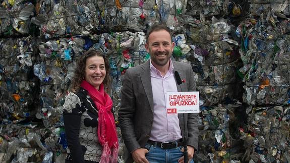 Denis Itxaso, durante un acto electoral en Andoain.