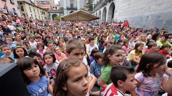 Elgoibar celebra por todo lo alto la Fiesta de la Escuela Pública vasca