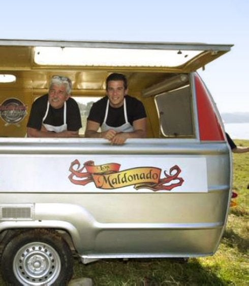 Padre e hijo, en el camión. 