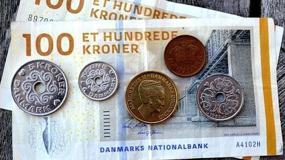 Las ventajas y desventajas del uso del dinero electrónico. 