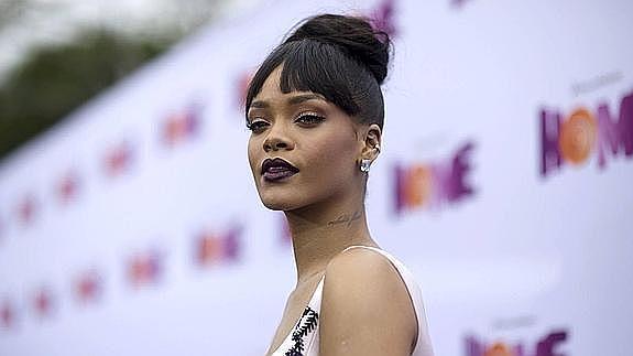 Rihanna se lía con Lewis Hamilton