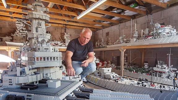 Un barco de Lego de casi 8 metros
