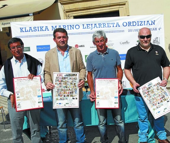 José Luis Sanz, José Miguel Santamaría, Marino Lejarreta y Alberto González.