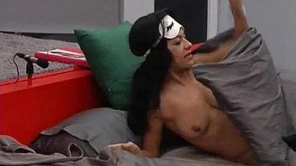Descuido y desnudo de Maite en Gran Hermano