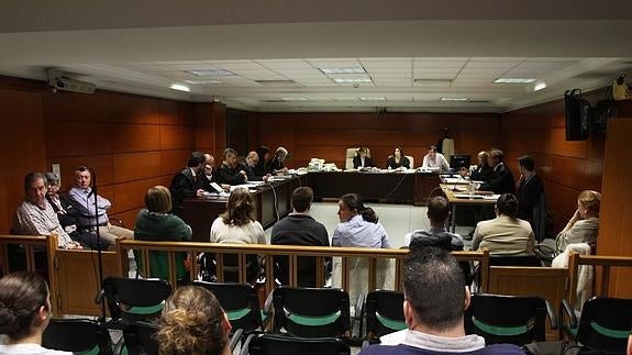 Cuarta sesión del juicio por el presunto dopaje de la trainera de Urdaibai