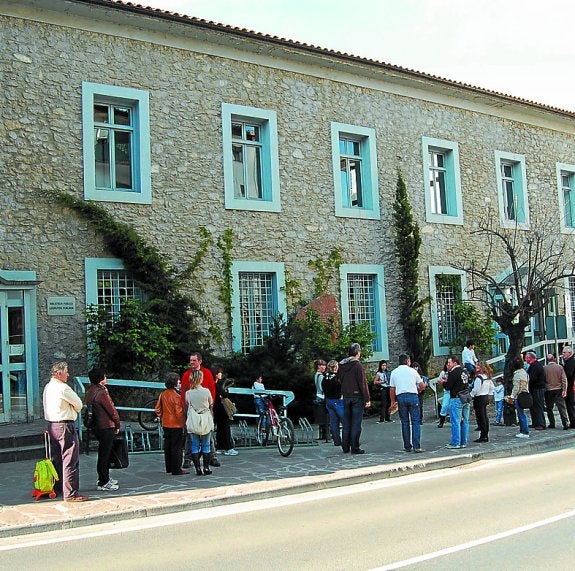 La cita será en la Casa de Cultura de Bera. 